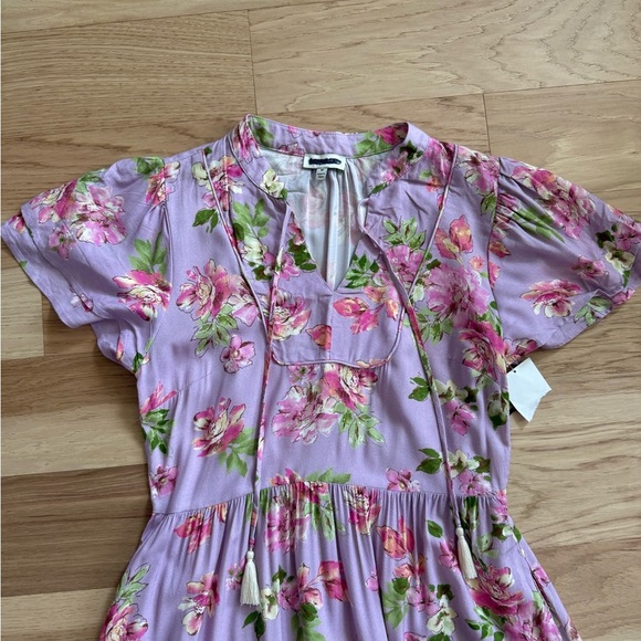 Mila Mae tiered ruffle flutter sleeve floral dress lavender With Pockets Size M - Picture 4 of 9
